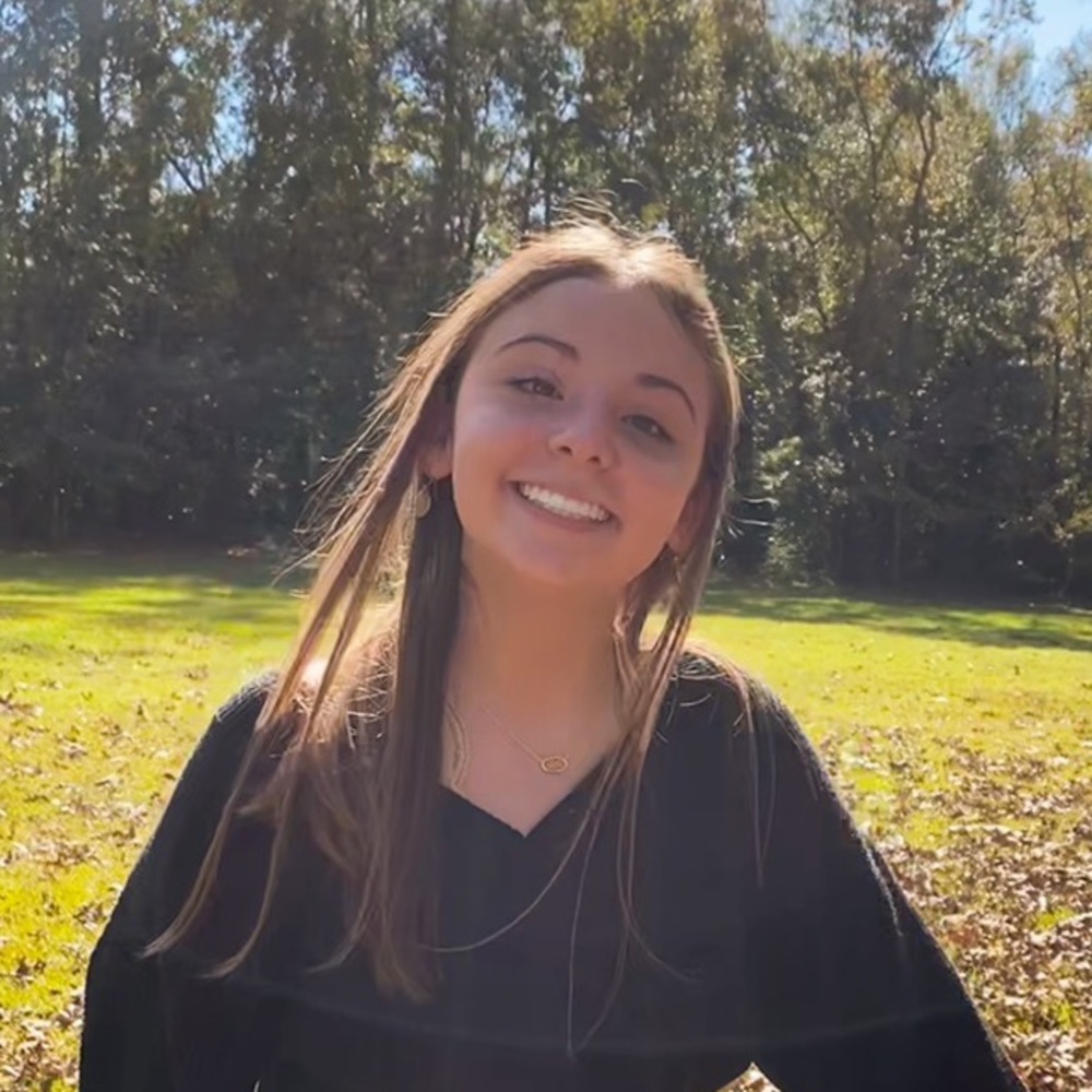 Meet your Posher, Madeline